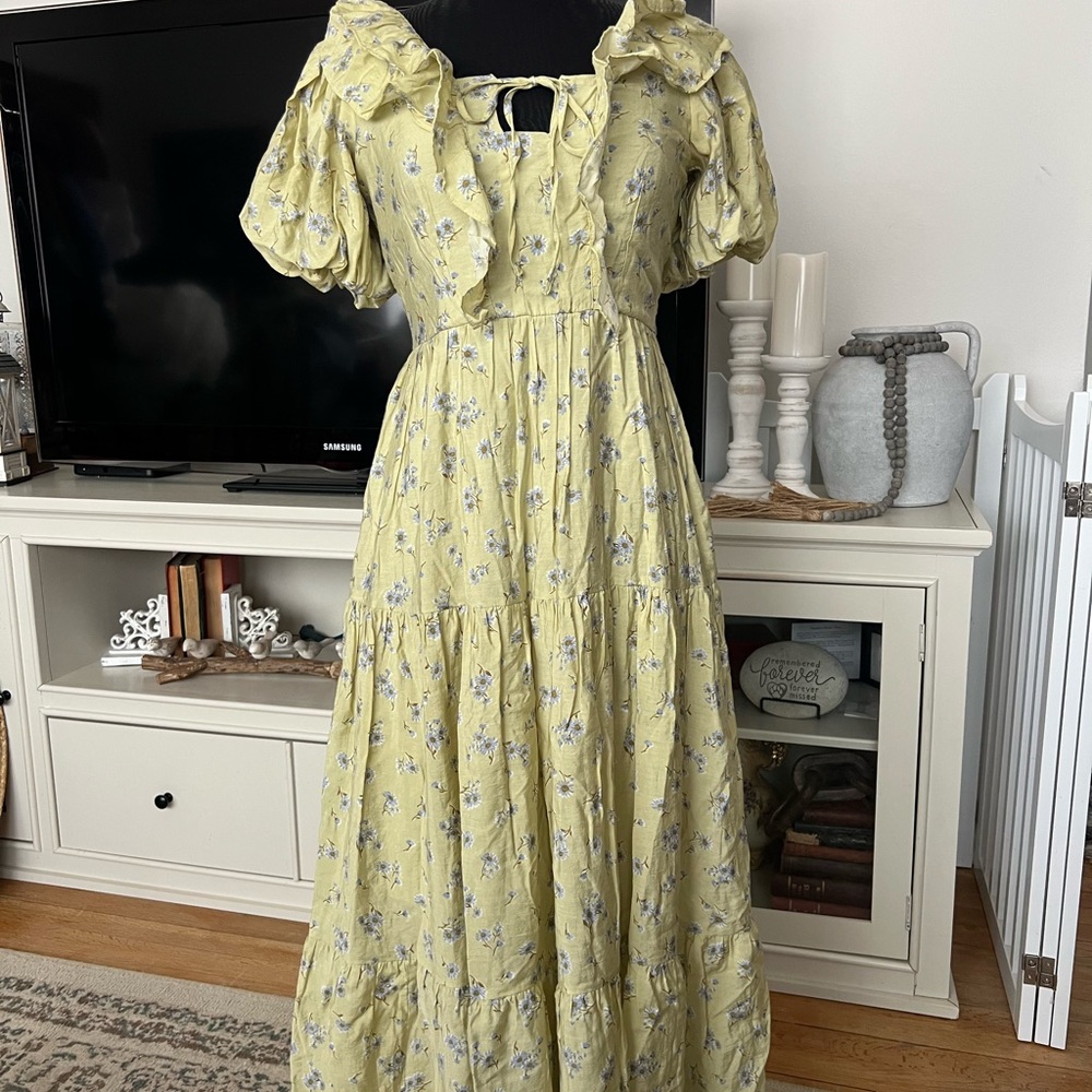 Moon River Yellow Floral Puff-Sleeve Maxi Dress
